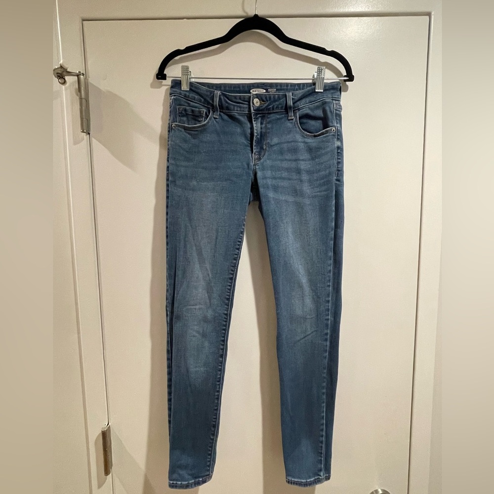 Old Navy Rockstar Super Skinny Low Rise Jeans